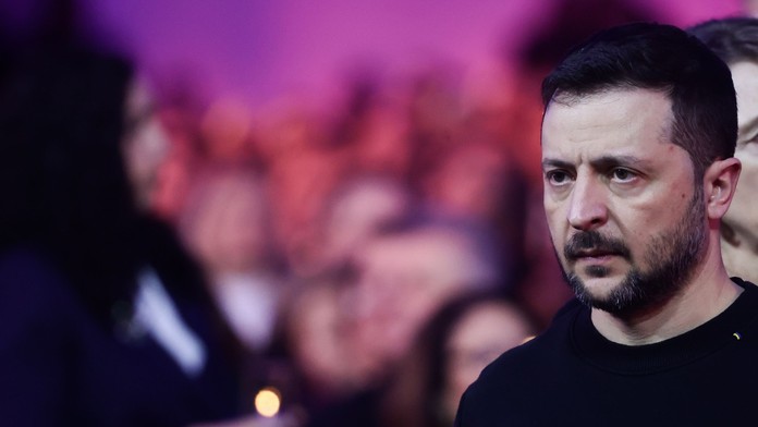 Ukrajinci sú v šoku, o stretnutí USA a Ruska sa dozvedeli z médií. Zelenskyj sa obáva, že Trump ho postaví pred hotovú vec