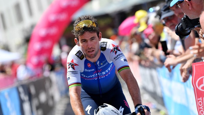 Saganov večný rival útočí na rekord Tour de France. Mesiac pred sezónou ale stále nemá zamestnávateľa