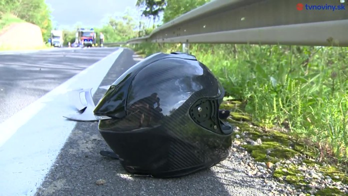 Nehoda motorkára.