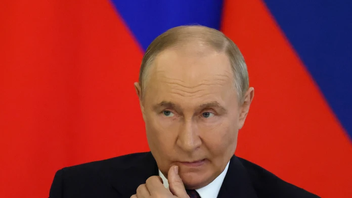 Ruskí generáli sľúbili Putinovi, že ukrajinský front sa zrúti. Stanovili aj dátum