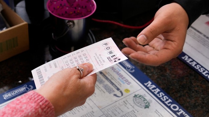 Jackpot v lotérii Powerball dosiahol 975 miliónov dolárov.