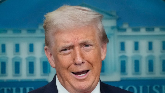 Médiá varujú: Trump v Davose môže predstaviť kontroverzný plán ohľadom Grónska. V hre sú dva scenáre