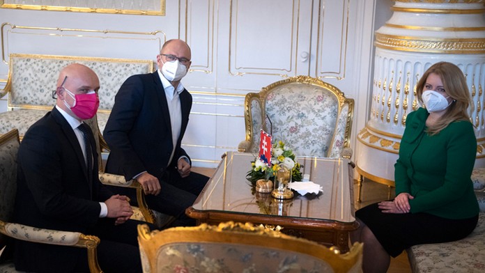 Prezidentka Zuzana Čaputová a podpredseda SaS Branislav Gröhling a predseda SaS Richard Sulík 