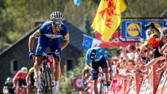 Francúzsky cyklista Julian Alaphilippe z tímu Quick-Stepu zvíťazil na 82. ročníku belgickej klasiky Valónsky šíp.