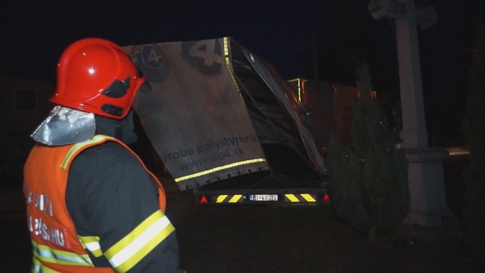 Pablo Escobar a jeho komplici na plagáte sľubujúcom odmenu pre toho, kto poskytne polícii informácie o mieste ich pobytu.