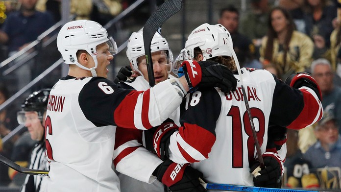 Alexander Ovečkin z Washingtonu reaguje po dueli s Montrealom.