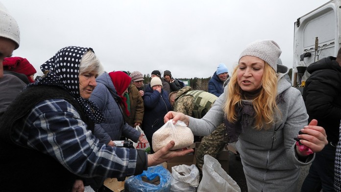 Ukrajina zverejnila, ktoré krajiny a jednotlivci jej pomohli najštedrejšími sumami