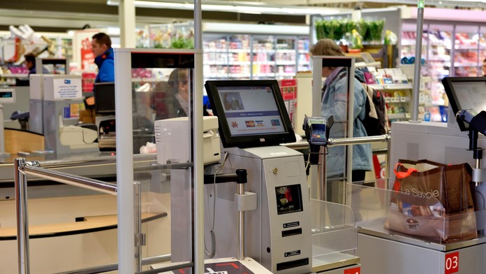 Dva roky zákazu za zabudnutý croissant. Komička neverila vlastným očiam