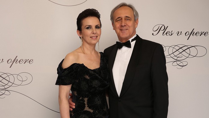 14. Ples v opere: Ján Greššo s partnerkou (foto: Orange)
