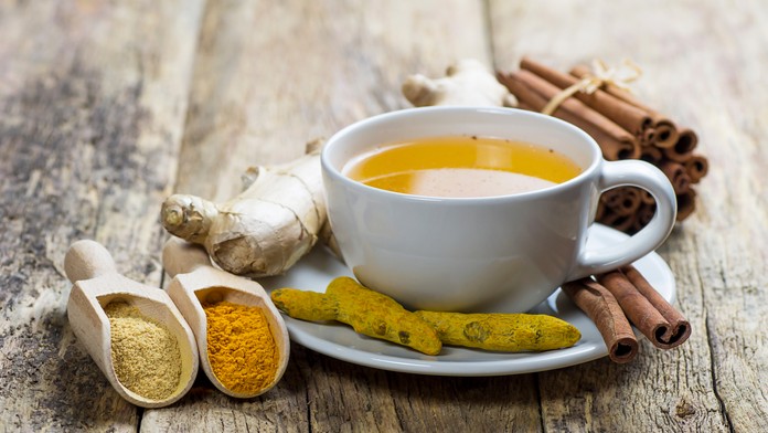 Bylinky a koreniny, ktoré pomáhajú pri chudnutí. Väčšinu z nich máte doma