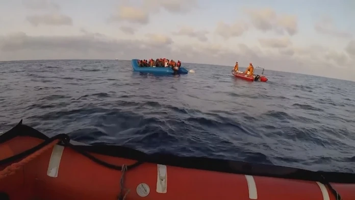 Záchranárom sa vyhrážal smrťou, keď prišli na pomoc jeho otcovi. Dnes si vypočul trest