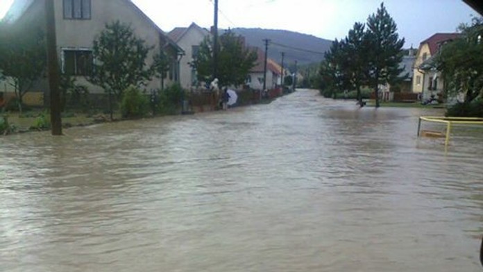 Záplavy v Zborove, okres Bardejov.