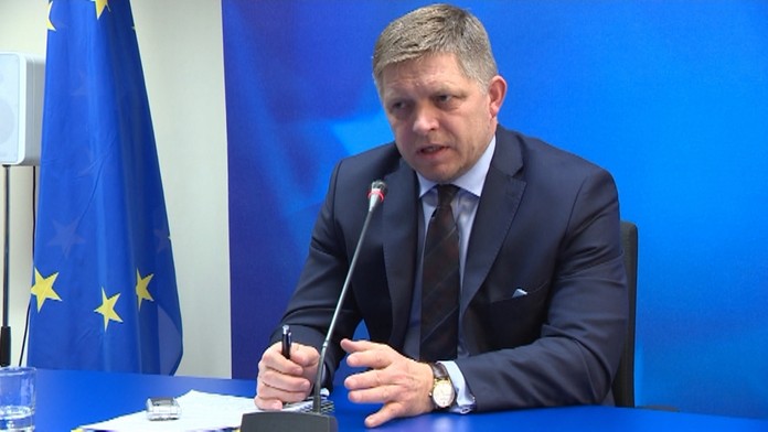 Premiér Fico na summite v Bruseli.