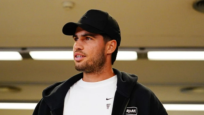 Carlos Alcaraz oznámil svoj návrat na kurty. Španiel sa pokúsi obhájiť vlaňajší grandslam