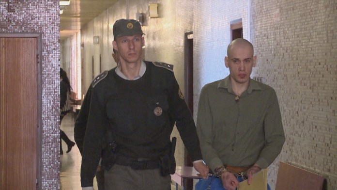 Odsúdený, ktorý zbil a chcel znásilniť dievča.