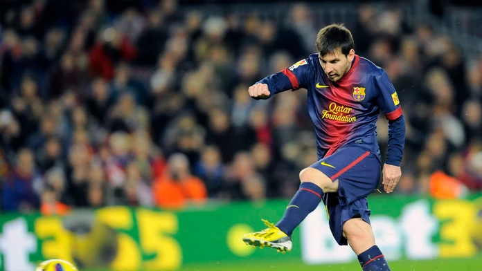 Lionel Messi kope penaltu