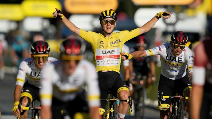Tadej Pogačar obhájil prvenstvo na Tour de France.