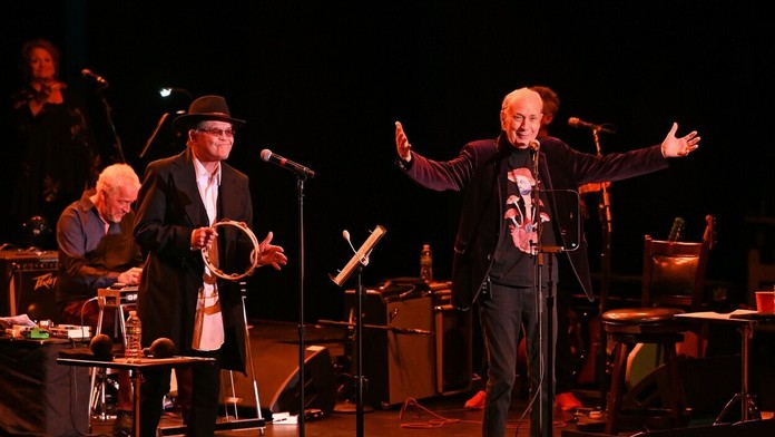 Michael Nesmith (na snímke vpravo) na 55. Anniversary Farewell Tour na Floride