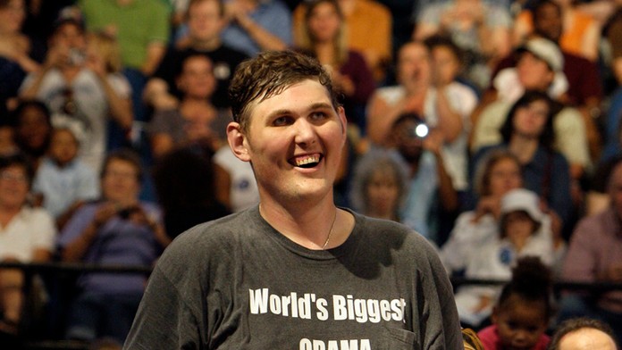 Zomrel najvyšší Američan Igor Vovkovinskiy