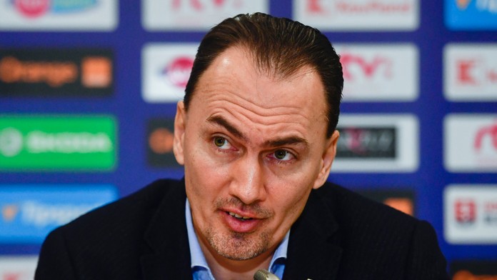 Slovenská reprezentácia sa pred Vianocami predstaví na domácom turnaji. Vedenie chce zložiť silný tím