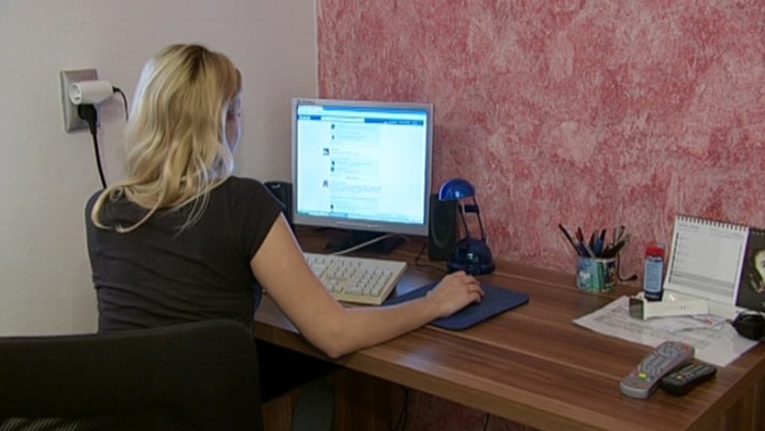 FB hrobarweb_jpg_bez_watermarku_1.jpg