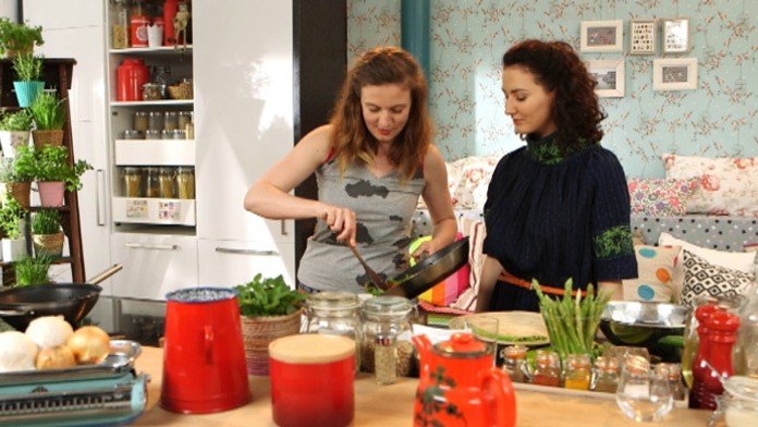 Janica Lacová a Aneta Orosiová v novej kulinárskej šou Zmena chuti.. 