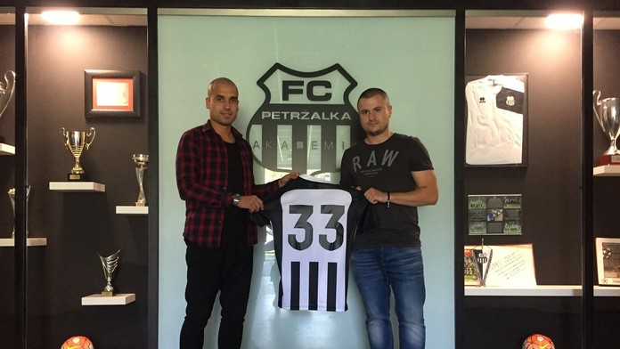 Juraj Piroska sa stal novou posilou FC Petržalka Akadémia.