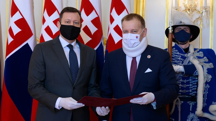 Lenka prehrala boj s COVID-om.