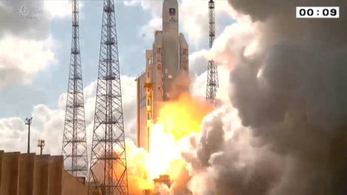 Štart rakety Ariane-5.