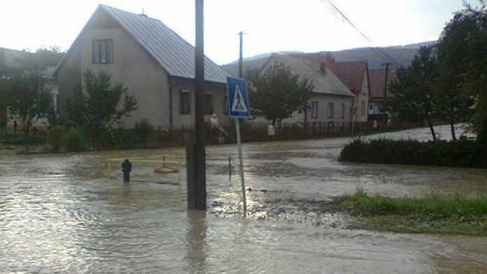 Záplavy v Zborove, okres Bardejov.
