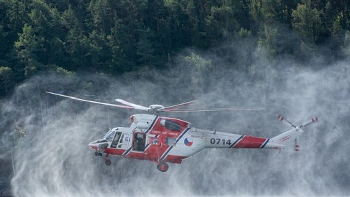 Zrážka dvoch lyžiarov v Česku skončila tragicky
