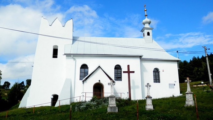 Obnovený kostol v obci Harakovce, okres Levoča.