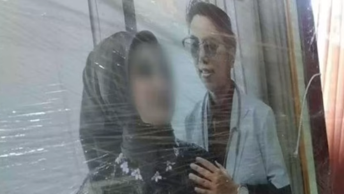 Spoznali sa písaním si, stali sa manželmi. Po mesiacoch prišlo šokujúce odhalenie