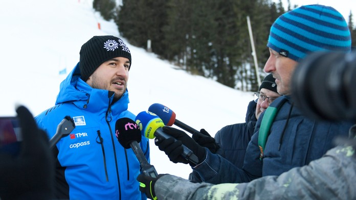 Tribúna zo snehu ako majstrovské dielo. Jasná zbiera chvály, čaká 12-tisícovú návštevu
