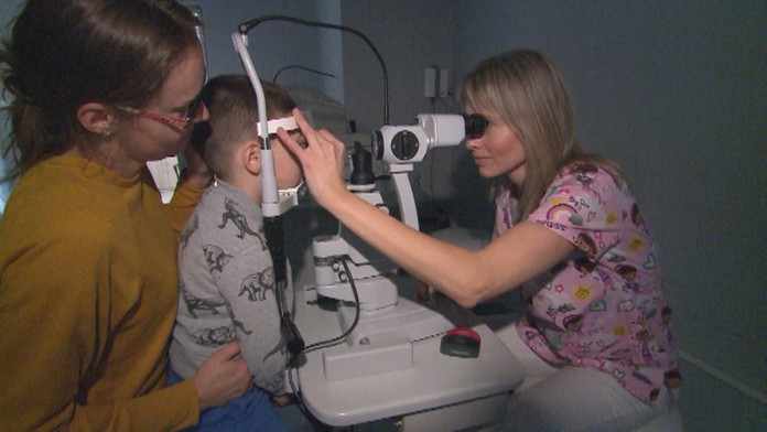 Vyšetrenie očí.