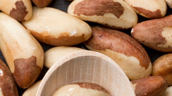 Brazílske orechy pomáhajú pri trávení.