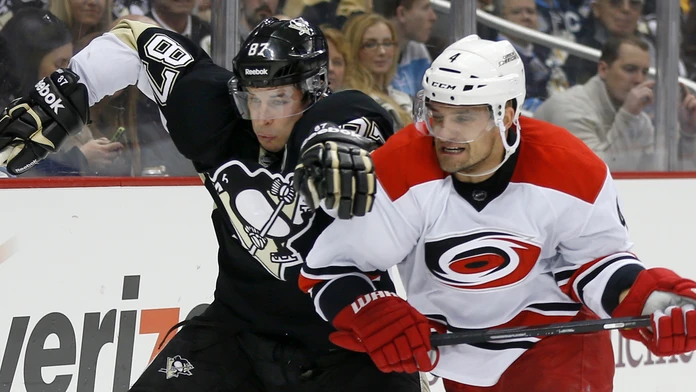 Hurricanes_Penguins_Hockey020914140491.jpg