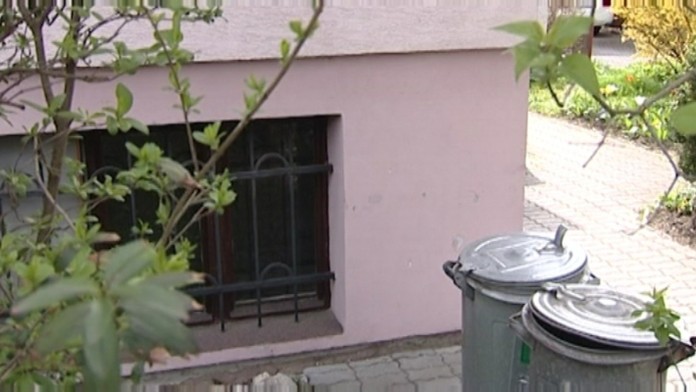 Dom právničky, kde vybuchol nástračný systém