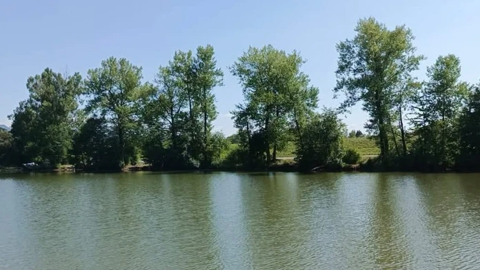 Nepodarilo sa ho zachrániť. V jazere na strednom Slovensku sa utopil muž