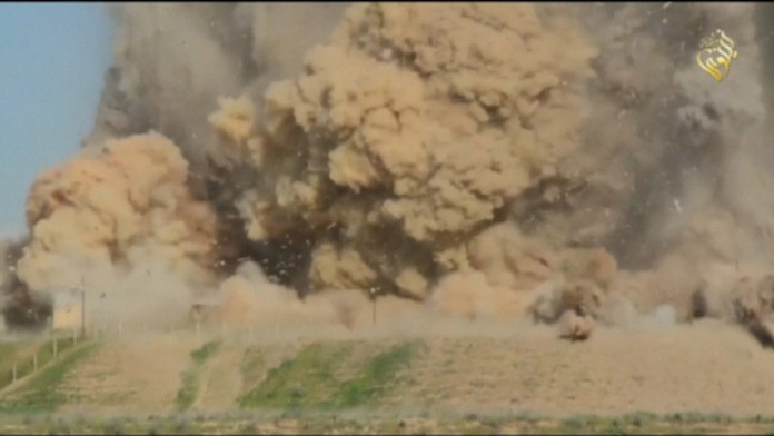 IS vyhodil do vzduchu mesto Nimrúd