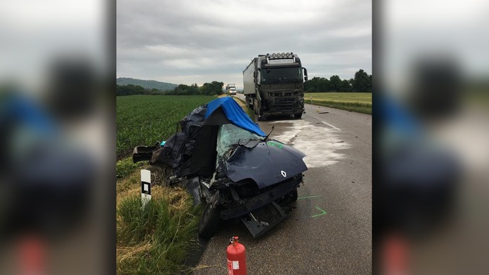 Tragická nehoda pri Leviciach.