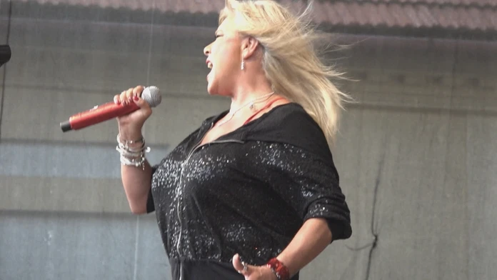 Samantha Fox