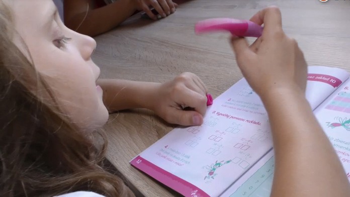 Koniec voľného režimu. Poradíme vám, ako naučiť školáka sústrediť sa