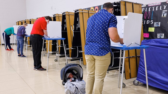 Obyvatelia v štáte Iowa hlasujú za plentou v prezidentských voľbách.