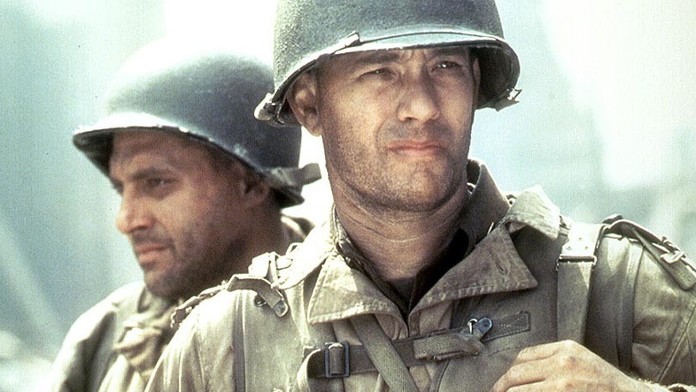 Tom Sizemore v snímke Zachráňte vojaka Ryana po boku Toma Hanksa