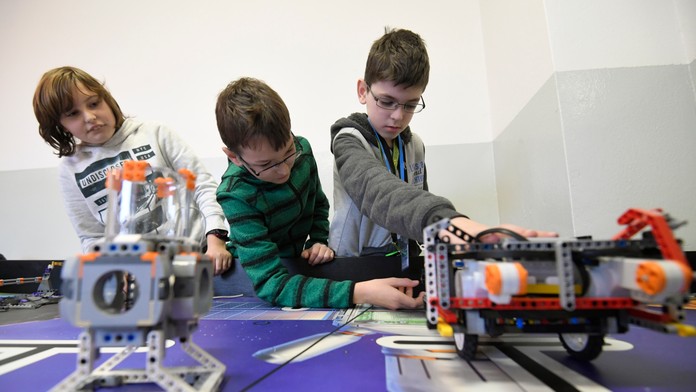 Štát minie milióny eur za aplikáciu na detské krúžky. Musí to stihnúť do konca roka