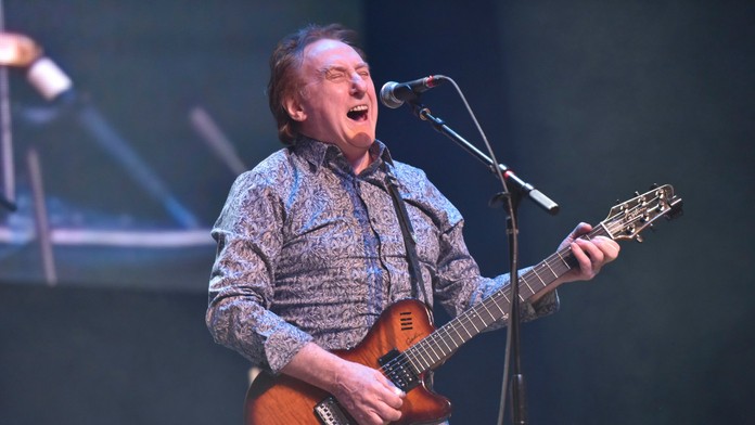 Zomrel britský hudobník Denny Laine.