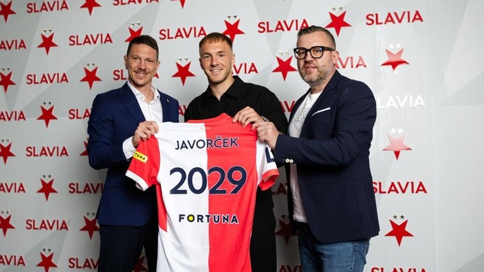 Videli paralelu s Hanckom. Dominik Javorček aj jeho agent exkluzívne o prestupe do Slavie