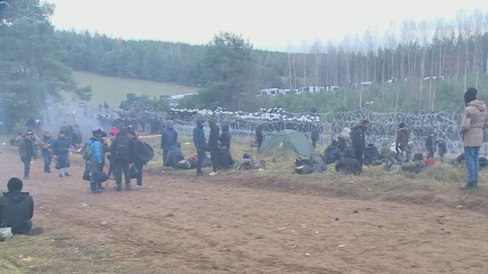 Až päťtisíc migrantov sa vraj plánuje presunúť cez Slovensko na západ. Zistili sme, kadiaľ majú ísť