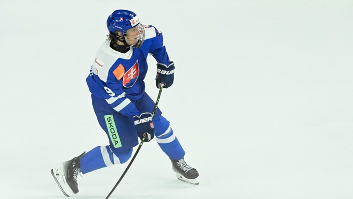 Štýlom hry ho prirovnávajú k Nemcovi. Ďalšiu draftovú nádej Slovenska nasmeroval do defenzívy slávny otec